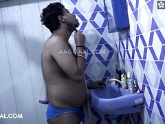 Belle grosse femme bgf, Gros cul, Gorge profonde, En levrette, Fétiche, Branlette thaïlandaise, Indienne, Léchez