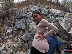 18 jahre, Leie, Blasen, Hundestellung, Hardcore, Im freien, Pov, Öffentlich