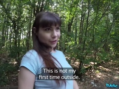 Amateur, Mamada, Estilo perrito, Pajear, Al aire libre, Pov, Público, Tetas