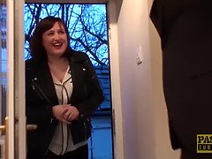 Gros seins, Sucer une bite, Britannique, Fétiche, Mature, Réalité, Rugueux, Criant