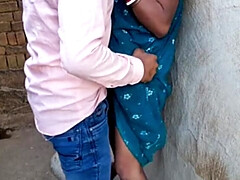 18 ans, Crêpage de chignons, Ferme, Première fois, Hd, Indienne, Lait, Séduite