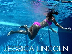 Arsch, Braunhaarige, Ex freundin, Freundin, Pool, Russisch, Jungendliche (18+), Unter wasser