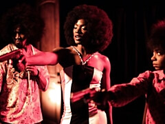 デカ尻, 黒人, フェラチオ, バック, 異人種間, 自然山雀, ティーン, オッパイの