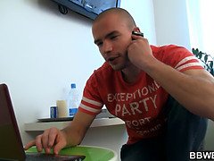 お尻, 美人, ブロンド, エロ熟女, 手コキする, 淫乱熟女, 母, 義母
