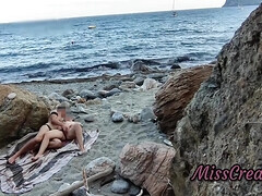 Leie, Strand, Gehörnter ehemann, Frau, Fingern, Öffentlich, Muschi, Spanner