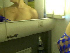 Salle de bains, Masturbation, Orgasme, De plein air, Petite femme, Public, Chatte, Adolescente