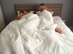 Amateur, Blonde, Éjaculation interne, En levrette, Mère que j'aimerais baiser, Chatte, Belle mère, Plan cul à trois