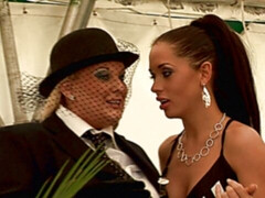 Verga grande, Tetas grandes, Mamada, Estilo perrito, Grupo, Sexo duro, Madres para coger, Tetas