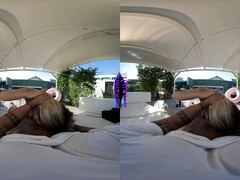 PURITYVR Business woman with Lisa Amane