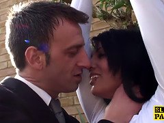 Británico, Madura, Semen en la boca, Corridas, Madres para coger, Al aire libre, Público