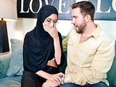 Culo grande, Mamada, Morena, Estilo perrito, Peludo, Besar, Madres para coger, Tatuaje