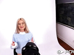 Rubia, Mamada, Linda, Penetracion con dedos, Sexo duro, Pequeña, Pov, Medias largas