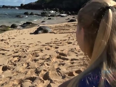 Plage, Sucer une bite, Petite amie, Piercing, Pov, Public, Rasée, Nénés