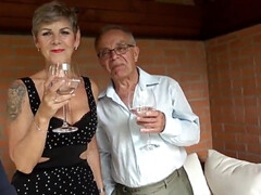 Amateur, Sucer une bite, En gros plan de très près, Groupe, Branlette thaïlandaise, Hd, Mature, Adolescente