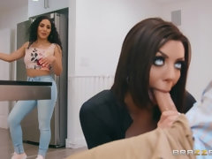 Braunhaarige, Vollbusig, Kehlenfick, Freundin, Hardcore, Muschi, Rasiert, Titten