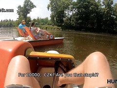 Plantureuse, Rondelette, Cocu, Lesbienne, Argent, Seins naturels, Réalité, Nénés