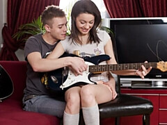 18 jahre, In den arsch, Grosser arsch, Grosser schwanz, Blasen, Hundestellung, Natürlichen titten, Titten