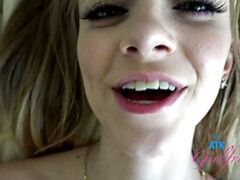 Pijpbeurt, Voetbeurt, Handbeurt, Orgasme, Klein, Geschoren, Mager, Tieten likken