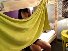 Поза 69, Большие сиськи, Черные, Брюнетки, Поцелуи, Натуральные сиськи, Киски, Тату