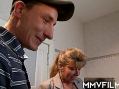 Diep in de keel, Gezichtzitten, Duits, Handbeurt, Hardcore, Ondergoed, Rijpe lesbienne, Orgasme