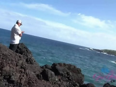 フェラチオ, 顔射, 彼女, 手コキする, オーガズム, ピアス, のぞき, 濡れ