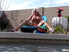 18 jaar, Grote mammen, Badpak, Blond, Rondborstig, Ondergoed, Klein, Openbaar