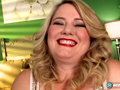 Grosser arsch, Grosse titten, Blondine, Blasen, Sperma im mund, Hd, Unschuldig, Titten