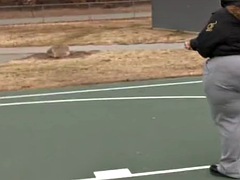 Mooie dikke vrouwen, Mollig, Buiten, Openbaar