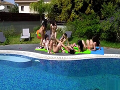 Party Lesbian Circle