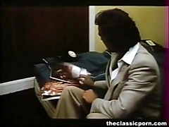 Rubia, Mamada, Corridas, Lencería, Clasico