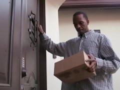 Grosse titten, Blasen, Braunhaarige, Betrug, Hd, Interrassisch, Latina, Reiten