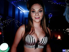 Lecken, Lingerie, Milf, Natürlichen titten, Höschen, Pov, Entkleiden, Titten