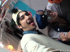 Brunette brune, Collège université, Tir de sperme, Dortoir, Fête, Petite femme, Adolescente, Uniforme