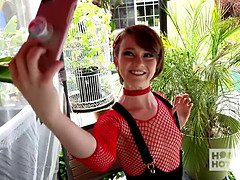 18 jaar, Hardcore, Hd, Klein, Roodharige vrouw, Ruw, Tiener, Tieten likken