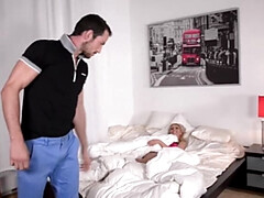 Grote lul, Sperma shot, Diep in de keel, Sperma in gezicht, Ondergoed, Doordringend, Geschoren, Tieten likken