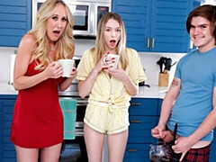 Grote kont, Grote lul, Grote mammen, Pijpbeurt, Hondjeshouding, Natuurlijke tieten, Mager, Tieten likken