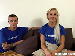 18 ans, Cul, Grosse bite, Blonde, Sucer une bite, Seins naturels, Maigrichonne, Nénés