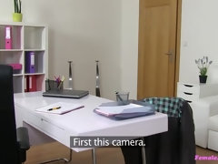 Bedriegen, Stel, Sperma shot, Vingeren, Handbeurt, Likken, Kantoor, Kut duiken