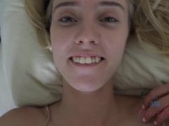 Leie, Blondine, Blasen, Fingern, Fussjob, Freundin, Muschi, Dürr