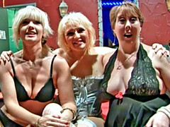 Blasen, Britisch, Hd, Reif, Orgie, Muschi, Rasiert, Strümpfe