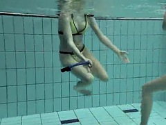 レズビアン, プール, 水中