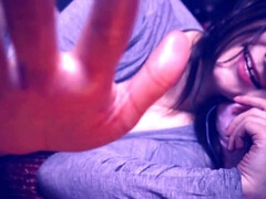 Amateur, Gros seins, Brunette brune, Rondelette, Fait maison, Pov, Solo, Nénés