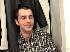 Anal, Gros seins, Sucer une bite, Brunette brune, Branlette thaïlandaise, Mère que j'aimerais baiser, Adolescente, Nénés