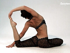 18 jahre, Fetisch, Flexibel, Hd, Nackt, Nackt, Sport, Jungendliche (18+)