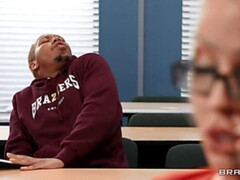 Blond, Pijpbeurt, Hondjeshouding, Kokhalzen, Brillen, Moeder die ik wil neuken, Geschoren, Lerarin