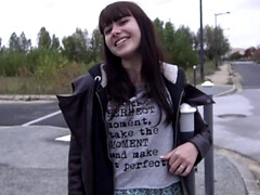 18 ans, Anal, Première fois, Orgasme, Petite femme, Chatte, Nénés, Jouets