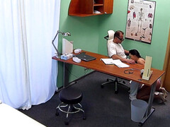 Amateur, Médecin, Infirmière, Bureau, Orgasme, Chevaucher, Serré, Mouillée