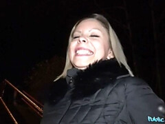 Blasen, Betrug, Paar, Hundestellung, Aufs gesicht abspritzen, Handjob, Im freien, Öffentlich