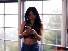 18 jahre, Asiatisch, Blasen, Braunhaarige, Vollbusig, Küssen, Lecken, Milf