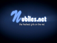 Tussi, Bad, Grosse titten, Blondine, Vollbusig, Natürlichen titten, Dusche, Titten